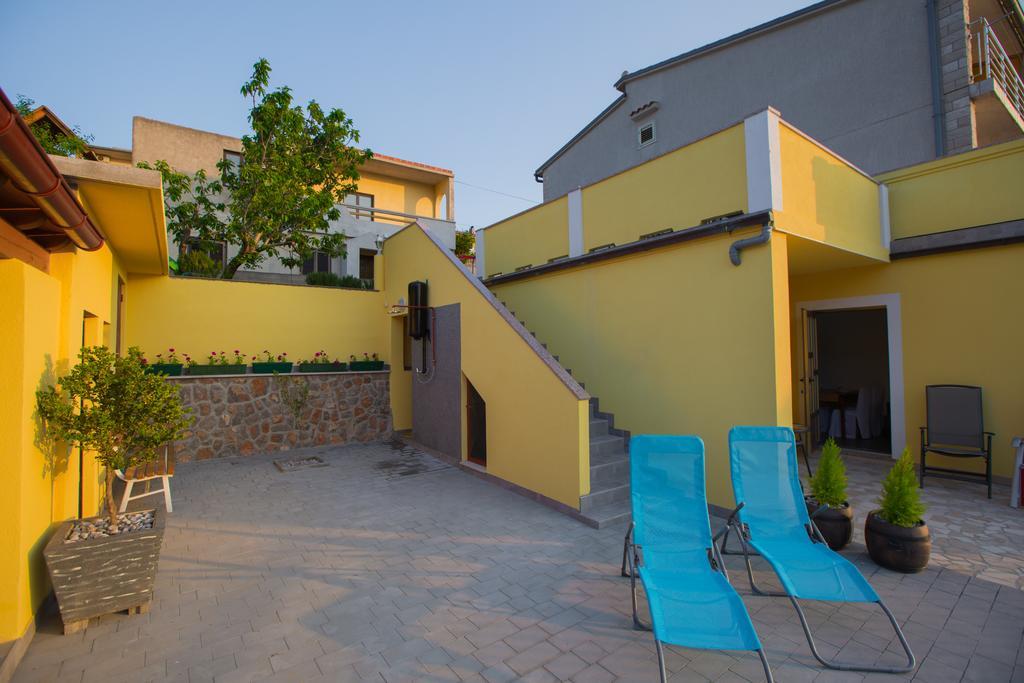 Apartments Zora Senj  Exterior foto