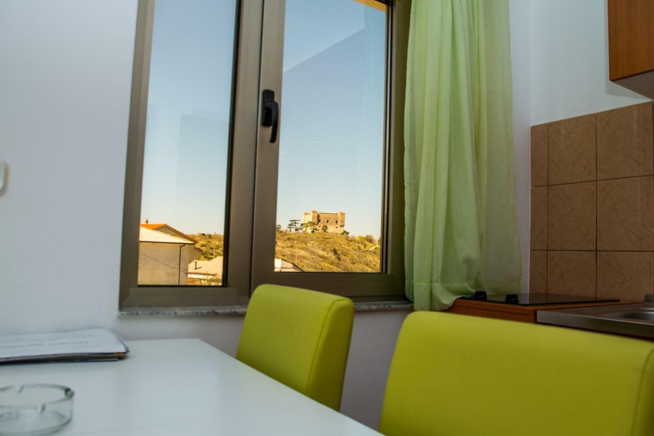 Apartments Zora Senj  Exterior foto