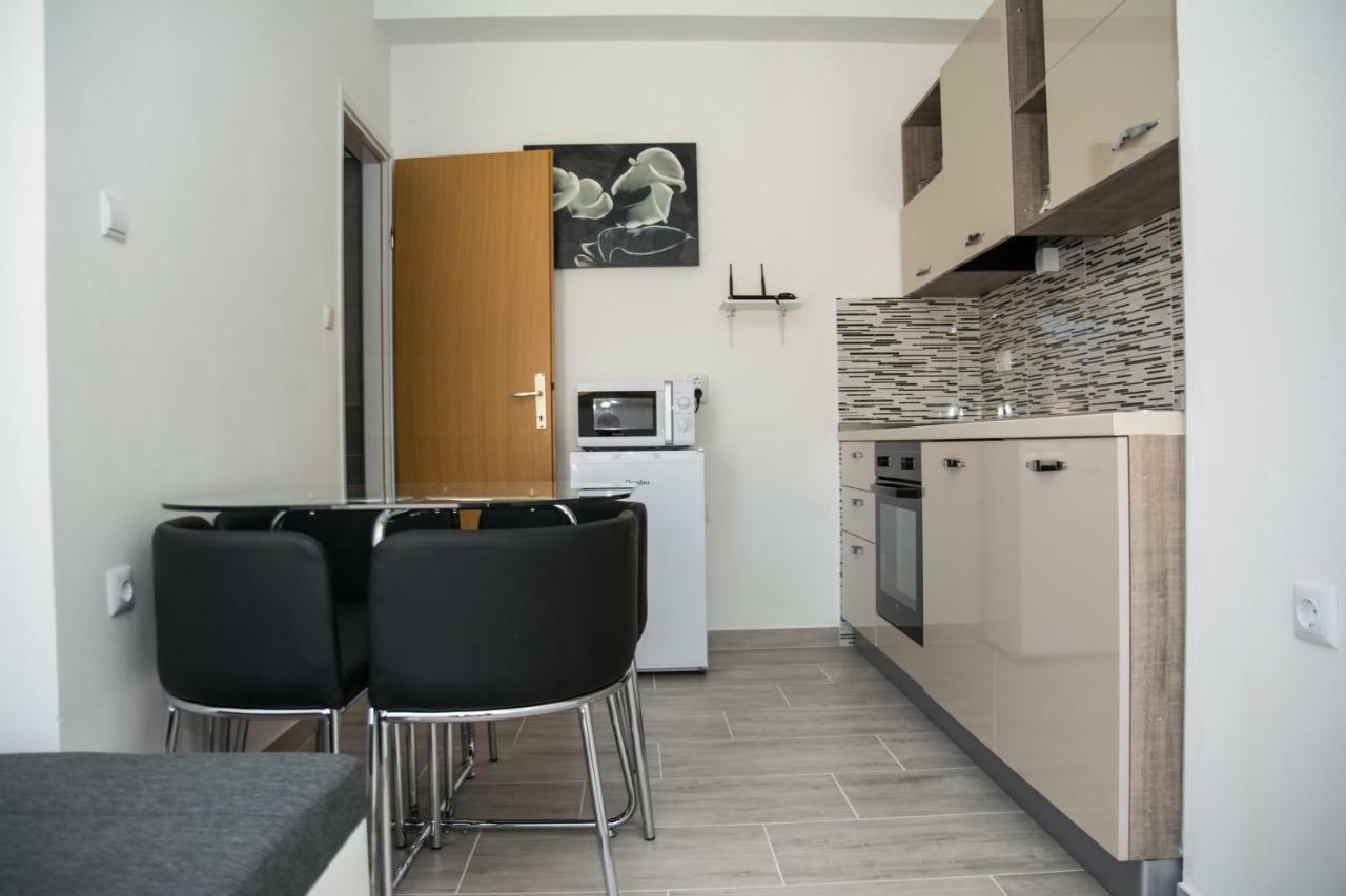 Apartments Zora Senj  Exterior foto